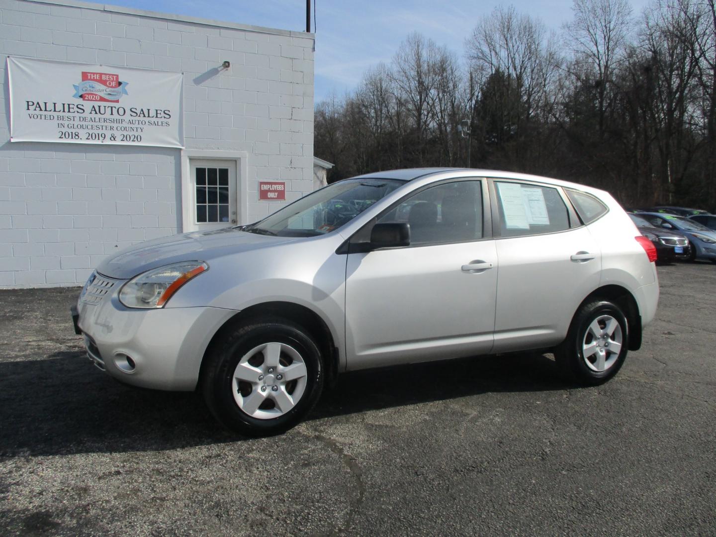 2009 SILVER Nissan Rogue (JN8AS58V49W) with an 2.5L L4 DOHC 16V engine, AUTOMATIC transmission, located at 540a Delsea Drive, Sewell, NJ, 08080, (856) 589-6888, 39.752560, -75.111206 - Photo#1